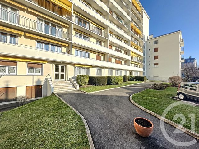 Appartement F3 à vendre - 4 pièces - 75.88 m2 - TROYES - 10 - CHAMPAGNE-ARDENNE - Century 21 Martinot Immobilier