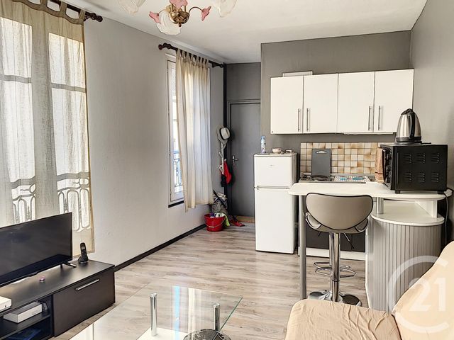 Appartement F2 à louer - 2 pièces - 29.0 m2 - TROYES - 10 - CHAMPAGNE-ARDENNE - Century 21 Martinot Immobilier